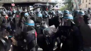شرطة الجستابو في باريس. تخيل العيش في عالم يمكن