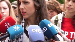 وزيرة الاسبانية ايتوني بيلارا
