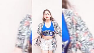 Indian Girl Himanshi Gaur Dance 3