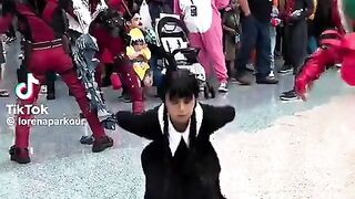 Wednesday Jams With Deadpool  Robin At A Comic Con!  FunFM