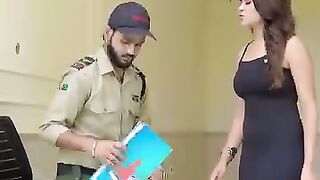 Khamooshi ka faida