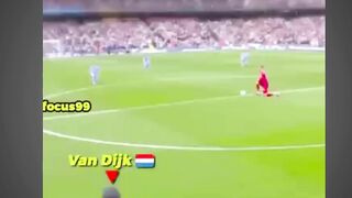 Pemain Lakukan Aksi Berlutut  Rusia