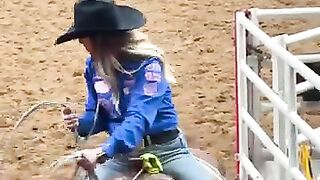 Women roping at the San Antonio Stock Show  Rodeo