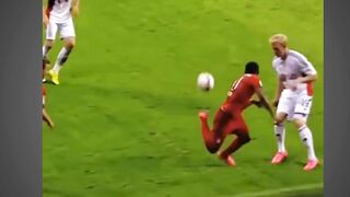 5 skills ciamik di sepak  favorit kalian?