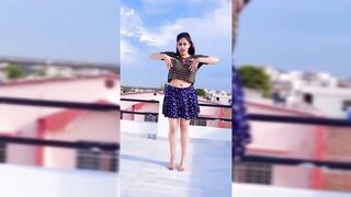 Indian Girl Himanshi Gaur Dance 4