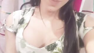 Akhi khan heart Touching video 4