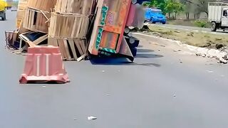 truck ulat Ho Gaya