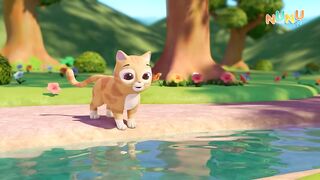 London Bridge Is Falling Down  Baby Helping Cat  Nursery Rhymes  Kids Songs  NuNu