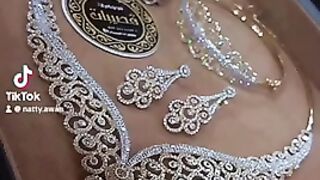 Ladies indan jewellery