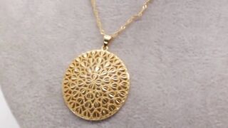 Fall in love with this stunning Ethiopian golden-plated jewelry set!