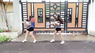 Indian Girl Raseeka Dance 3