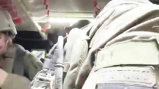 البث الحي الأخير للقائد راؤل وعدد من الجنود في مدرعة