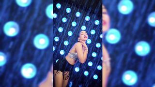 Indian Girl Akriti Negi Dance 3