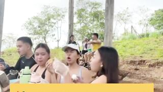 jadi ayam goreng tar itu