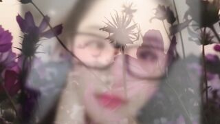 Lagi ngerasa cantik aja hari ini, biarin aja ya