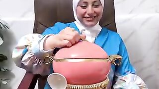 لو بتقدمى شربه تعالى اقولك ازاى