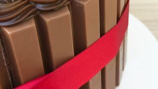 Kit Kat Cake