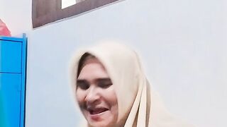 Lihat orang sakti malah makan