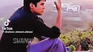 Muhj ko chahey zamana or dil us chahey