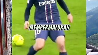 Ketika pemain biasa bikin bintang kelihatan amatir!
