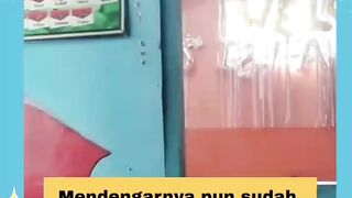 K3surup4n masal  menangis masal