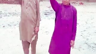 Umpire Ne Out Diya, Hassan Ali Ne Ki Copy!