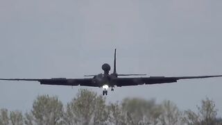 Legendary U-2S Dragon Lady (80-1070) Arrival at RIAT 2024! USAF Spy Plane Lands at Fairford Airshow