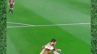 Mimpi Bola 11