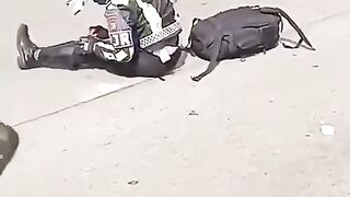Seorang nenek (70) tewas ditabrak motor PJR milik
