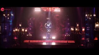 Indian Star Dance on Kala Sha Kala Song