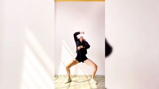Indian Girl Pooja Singh Dance 13