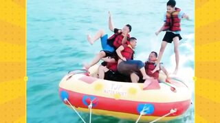 The real dihempas gelombang dilemparkan angin
