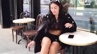 Bey on X- your photo ideas when you are in a cafe https----boUIDQwb6O -