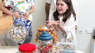 Cute  funny baby comedy cat cutebaby cartoon