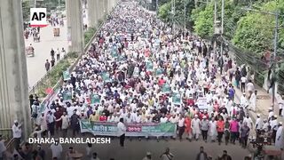 Bangladeshs largest Islamist party holds a major rally in