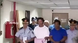 Ronaldinho Dipenjara Dan Mengubahnya Menjadi Stadion!