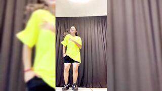 Indian Girl Anamika Patwari Dance 5