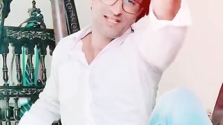 دنيا جي ناھي پرواھ