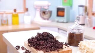 KitKat cake