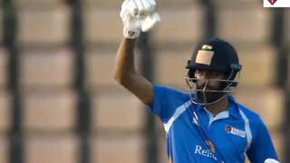 Hardik Pandya batting