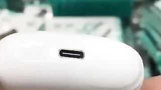 New reoo eir buds