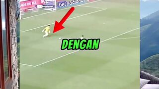 Ketika bola lebih pintar dari pemainnya