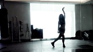 Indian Girl Pallavi Sharda Dance 5