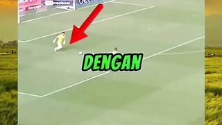 Kiper cedera, tapi lawan tetap gas golin? Di mana rasa hormatnya?