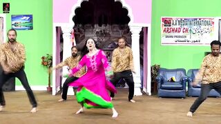 Pakistani Girl Deedar Multani Stage Dance