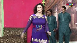 Pakistani Girl Deedar Multani Stage Dance 3