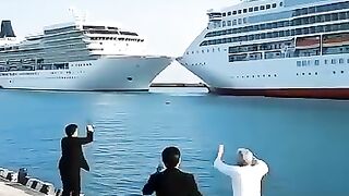 Ships colliding with each other at sea