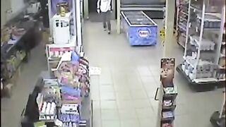 The Ghost Man Crime on USA CCTV Footage! All Alert About It!!