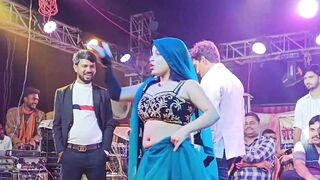 कवनभतरकटन MissDolly Singh Kawan Bhatar Katani Bhojpuri Dance performance Dance Group