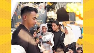 Harusnya mic itu milik ku